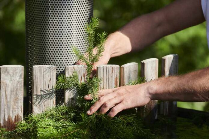 Jak skonstruować drewniany płotek do Twojego ogrodu